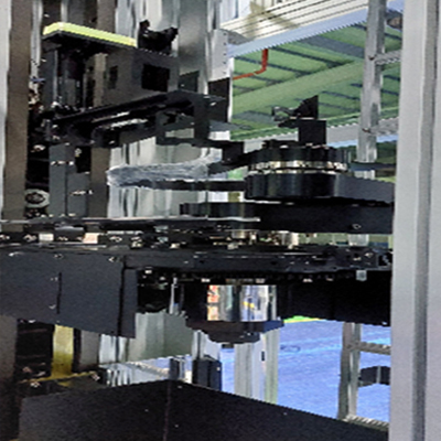 biz0104_02.jpg